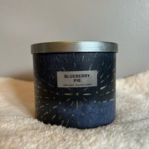BBW Blueberry pie candle